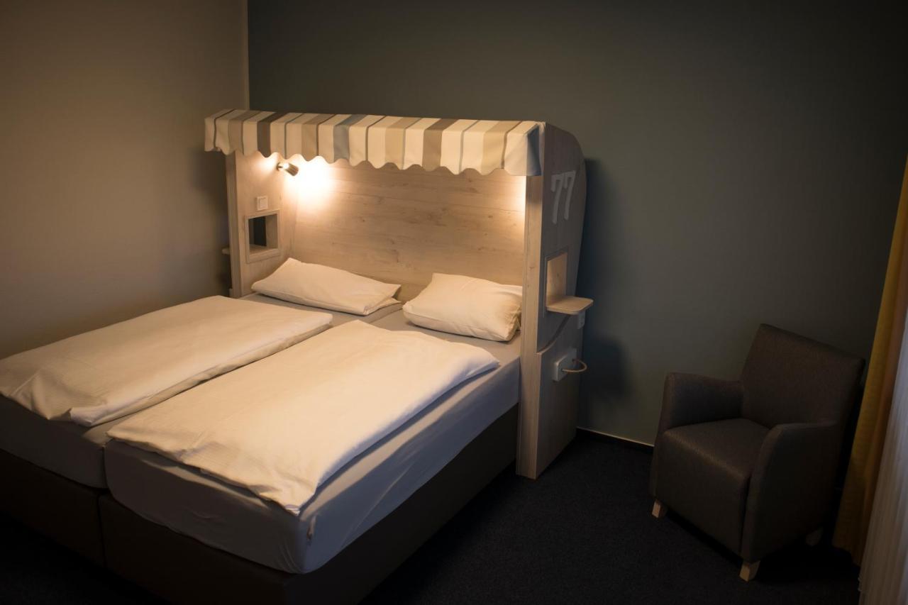 Hotel Am Friesenstrand Tossens Kültér fotó